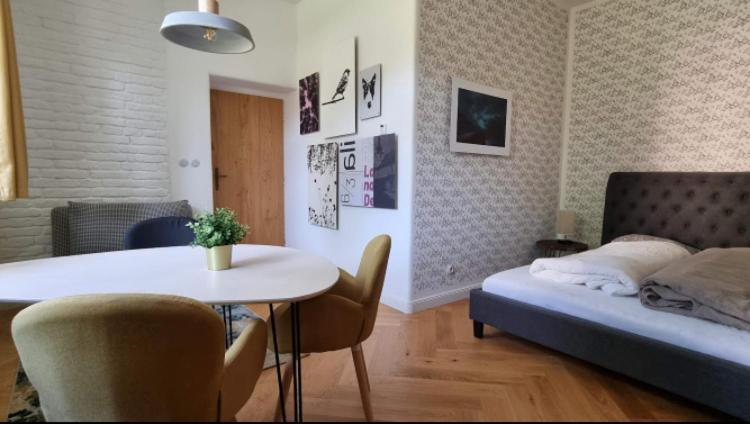 5 Stylovych Apartmanu V Srdci Jeseniku Apartment *